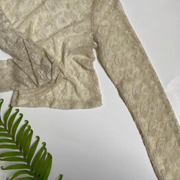 LA hearts mesh crop top - Picture 4 of 4